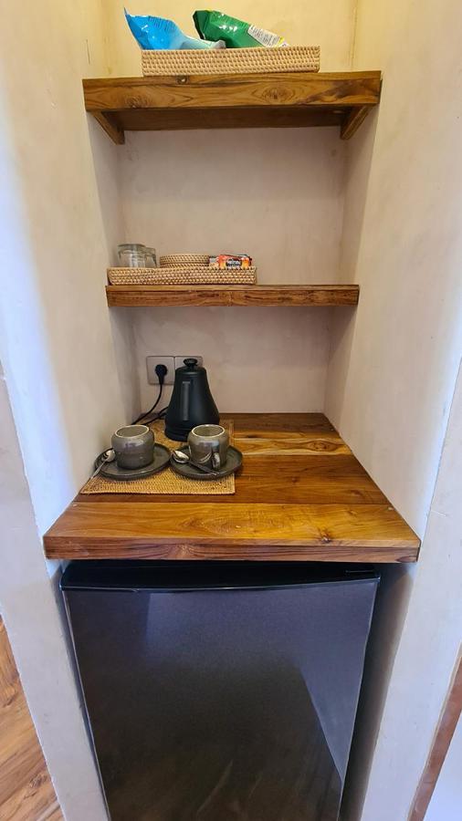 Shore Thing Gili Air Beachfront Apartment 외부 사진
